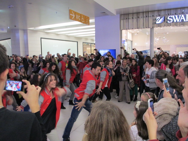 flash-mob-skopje-city-mall-1