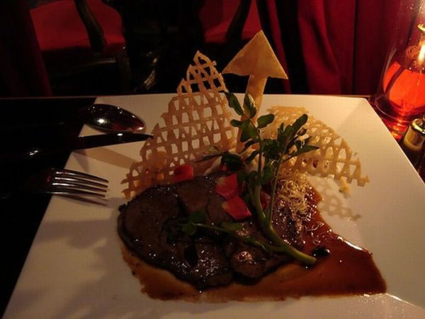 vampirski-restoran-vo-tokio-4