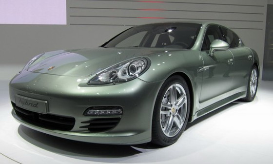 porsche-panamera-s-hybrid-2