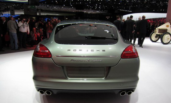 porsche-panamera-s-hybrid-5