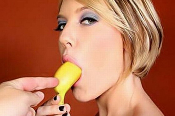 sto-e-seksi-kaj-devojki-banani-7