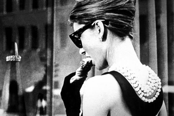 50-godini-breakfast-at-tiffanys