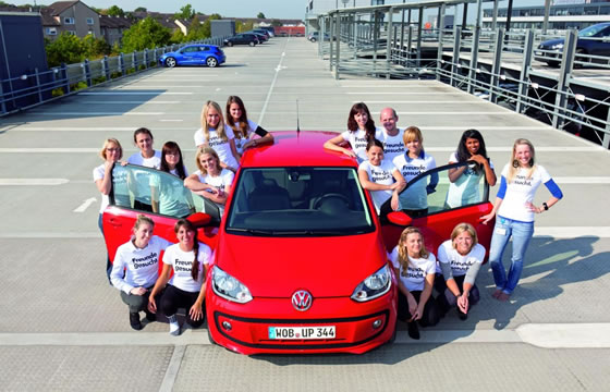 sovrseniot-mal-no-prostoren-avtomobil-volkswagen-up