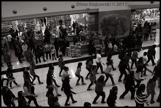 prviot-flash-mob-vo-skopje-10