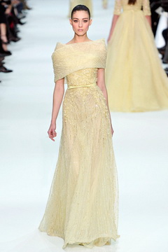 elie-saab-vo-boite-na-vinozitoto-11