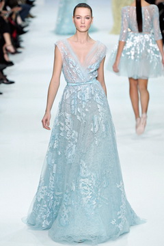 elie-saab-vo-boite-na-vinozitoto-24