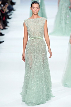 elie-saab-vo-boite-na-vinozitoto-9