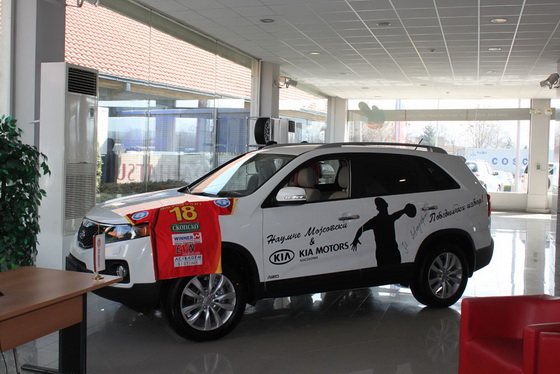naumce-mojsovski-zastitno-lice-za-suv-programata-na-kia-2