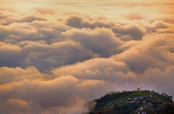 nagarkot-najubavoto-izgrejsonce-vo-selceto-nad-oblacite-1