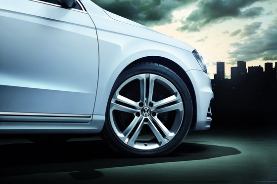 volkswagen-passat-r-line-3