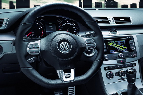 volkswagen-passat-r-line-9