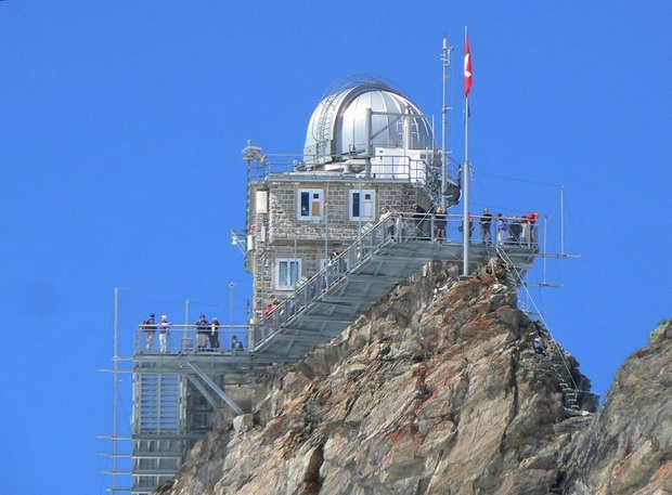 fascinantna-opservatorija-na-alpite-10