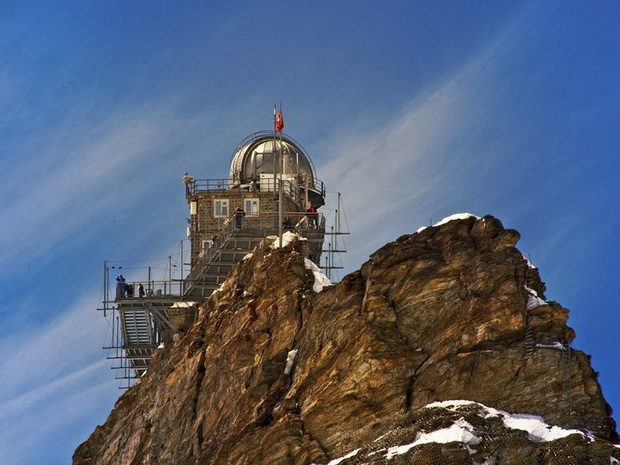 fascinantna-opservatorija-na-alpite-3