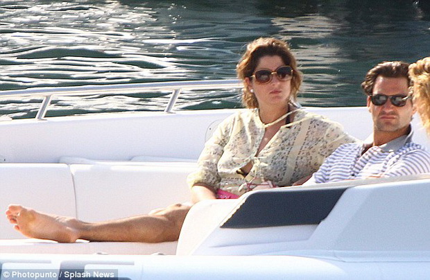 federer-i-mirka-na-odmor-na-sardinija-foto-2