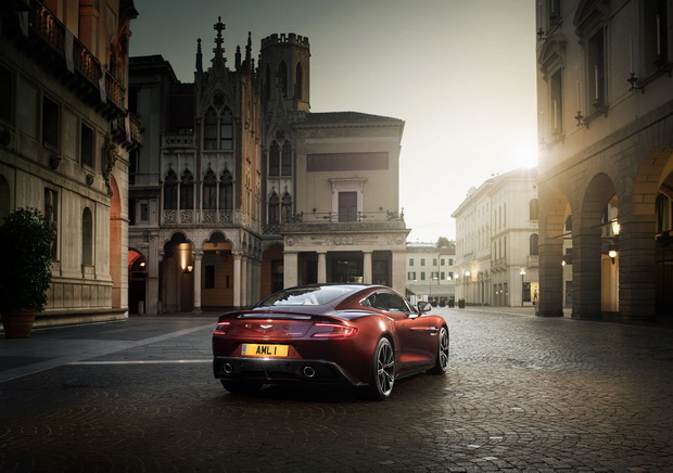 aston-martin-vanquish-na-zajdisonce-12