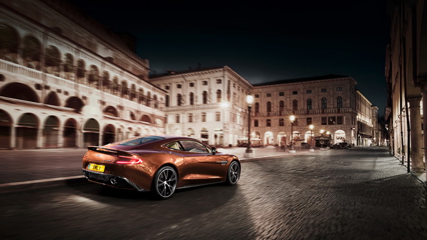 aston-martin-vanquish-na-zajdisonce-4