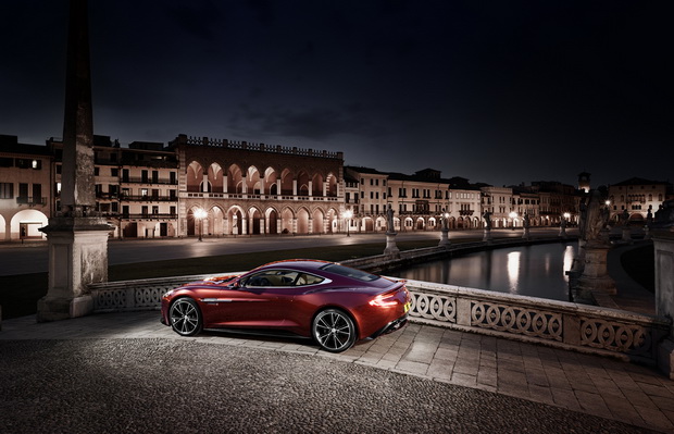 aston-martin-vanquish-na-zajdisonce-9