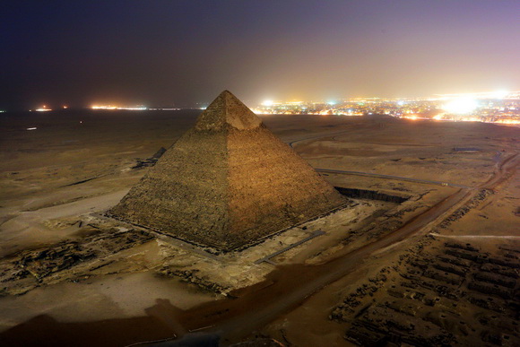 spektakularni-zabraneti-fotki-od-piramidite-9