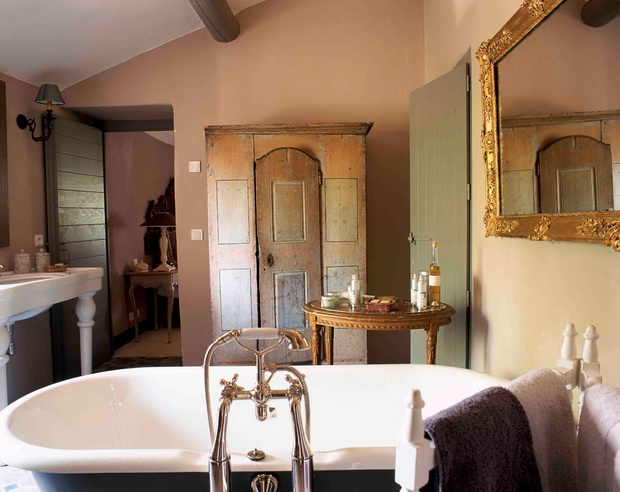 eleganten-hotel-vo-srceto-na-francija-13