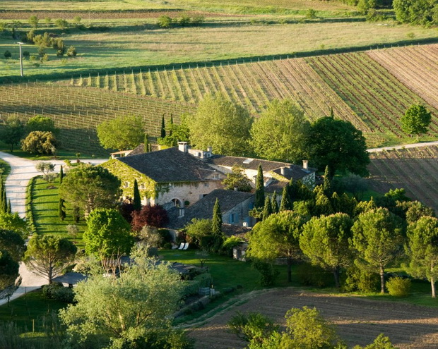eleganten-hotel-vo-srceto-na-francija-2