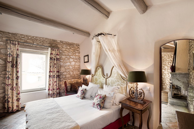 eleganten-hotel-vo-srceto-na-francija-5