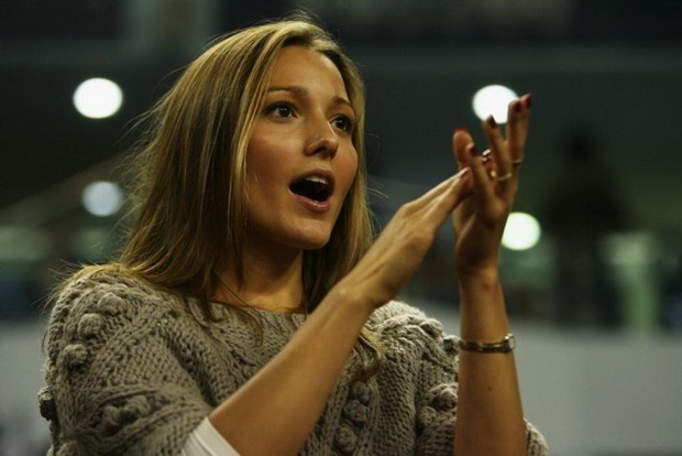 koja-e-jelena-ristikj-poubavata-polovina-na-novak-gjokovikj-1