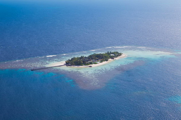 luksuzen-resort-na-maldivi-sozdaden-za-opustanje-01
