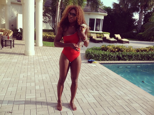 serena-se-razgoli-1