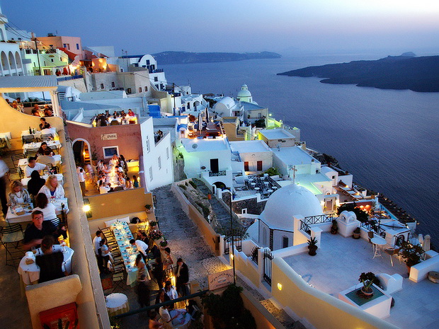 vencavka-od-sonistata-na-santorini-01