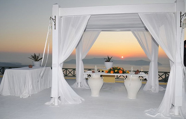 vencavka-od-sonistata-na-santorini-04