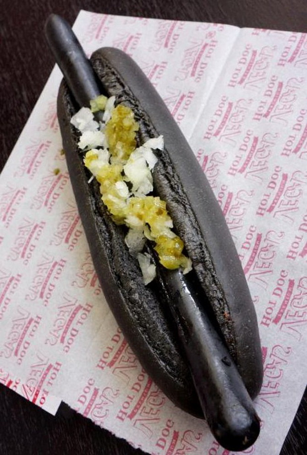 bi-go-probale-ovoj-crn-hot-dog-03