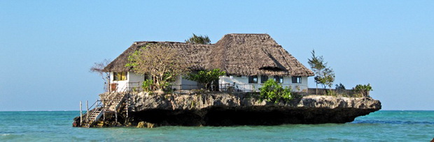 kamen-restoran-vo-zanzibar-01