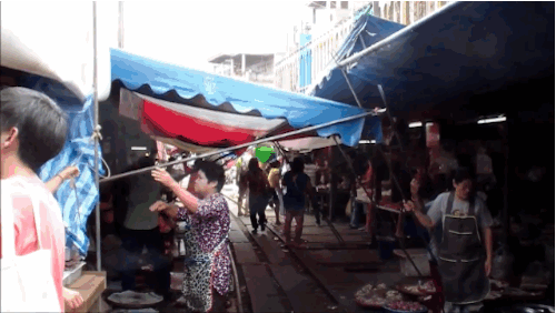 vaka-izgleda-eden-sosema-obicen-market-vo-tajland-foto-08