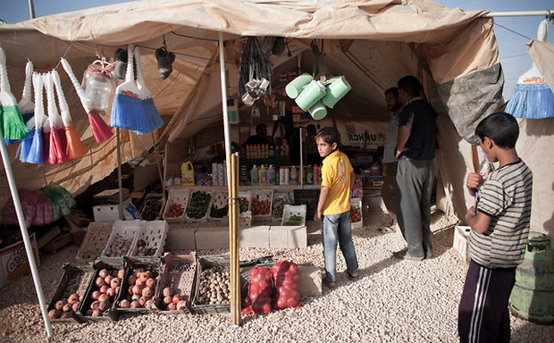 najtazniot-grad-vo-svetot-poglednete-kako-ziveat-100000-siriski-begalci-vo-kampot-zatar-vo-jordan-8