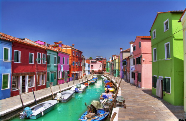 posetete-go-burano-najveseliot-italijanskiot-ostrov-01