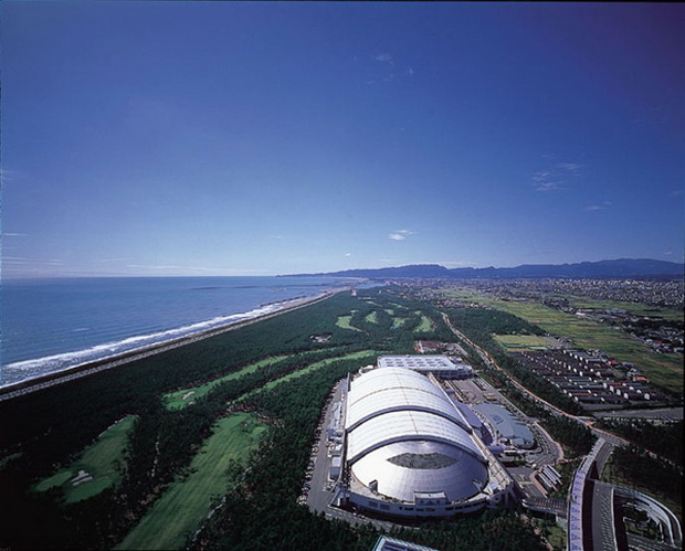 najgolemiot-voden-park-e-vo-japonija-5