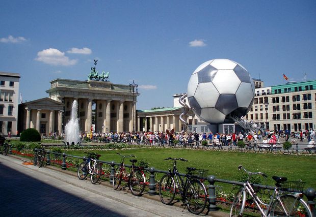 5-najdobri-javni-mesta-vo-evropa-za-gledanje-svetsko-fudbalsko-prvenstvo-01