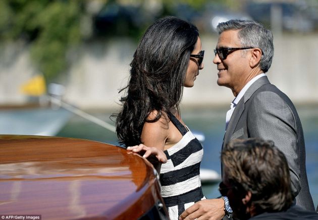 pocnuva-svadbata-na-george-clooney-i-amal-alamudin-foto-video-01