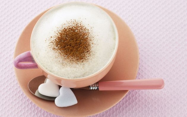 kako-da-napravite-mlecna-pena-za-kafe-vo-domasni-uslovi-001