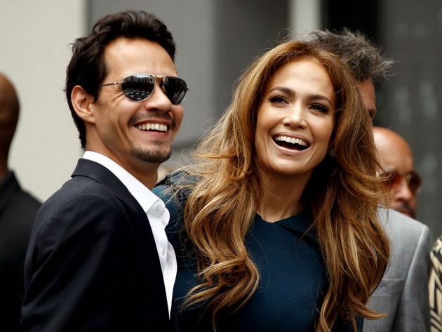 j-lo-otkri-lugeto-mislea-deka-zivotot-mi-e-sovrsen-no-ne-znaeja-deka-sum-preplasena-01.jpg