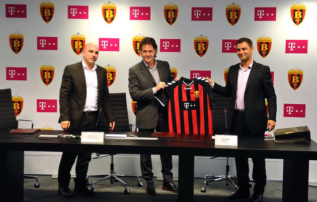 partnerstvo-na-makedonski-telekom-i-t-mobile-makedonija-so-sportskiot-klub-vardar-02.jpg