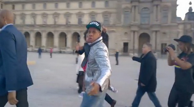 turist-mu-se-obrati-na-jay-z-koj-si-ti-01.jpg