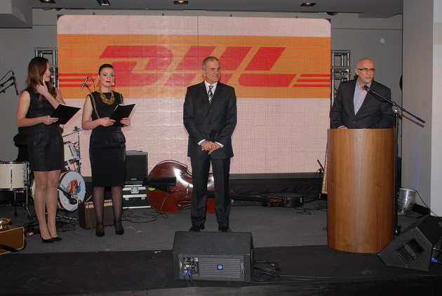 dhl-ekspres-makedonija-se-zakiti-so-prestiznoto-superbrend-priznanie-01.jpg