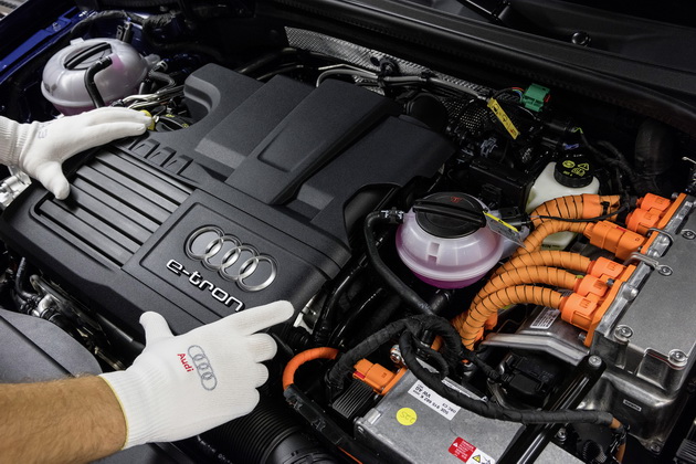 proizvodstvoto-na-audi-a3-sportback-tron-01.jpg