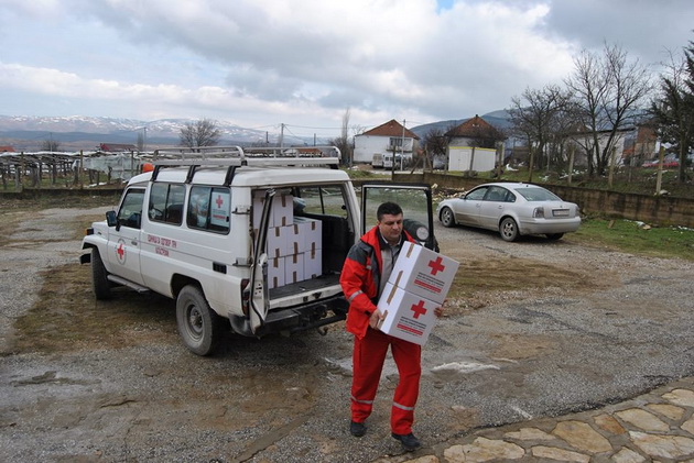 pomos-za-nastradanoto-naselenie-od-poplavenite-podracja-vo-makedonija-01.jpg