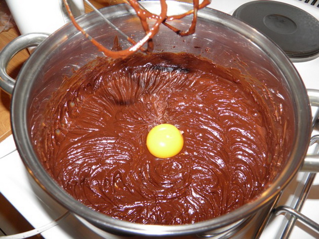 cokoladna-mus-torta-bez-pecenje-03.jpg