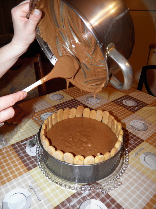 cokoladna-mus-torta-bez-pecenje-06.jpg