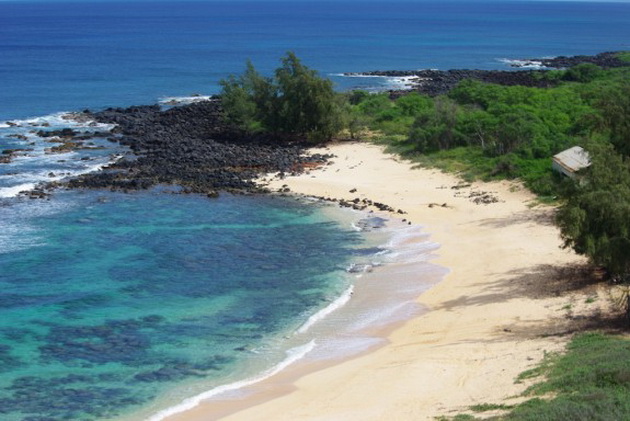 zabranetiot-ostrov-na-havai-turistite-na-nego-moze-da-se-zadrzat-samo-nekolku-casa-01.jpg