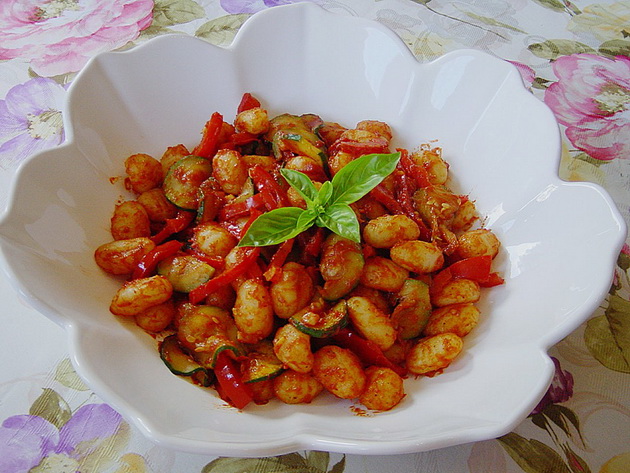 koga-ne-vi-se-gotvi-od-toplo-5-ladni-salati-06.jpg