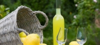 odlicen-leten-liker-napravete-domashno-limoncelo-01-povekje